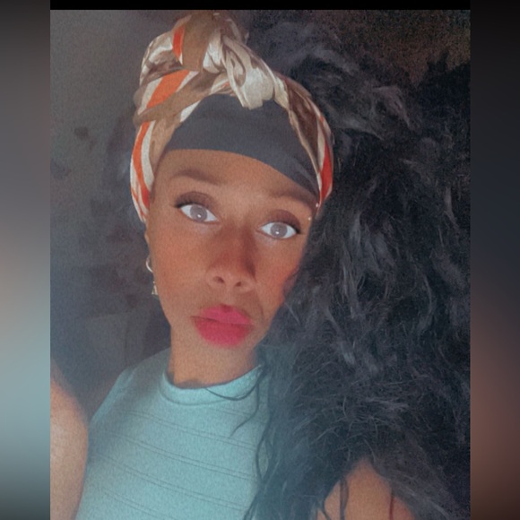 IMAAA WHOLEEE VIBEEE ISSS LIVEEEE‼️‼️ - Picture 3 of 17